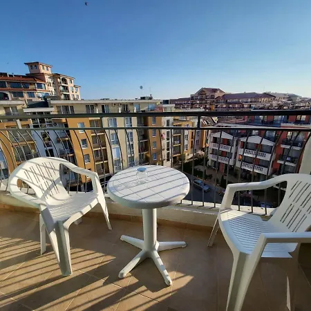 Aparthotel Lux In 4 Star 3*