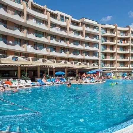 Lux In 4 Star Aparthotel